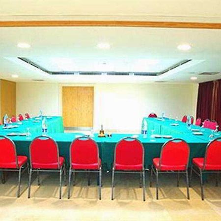 Quality Inn Tripoli Exterior foto
